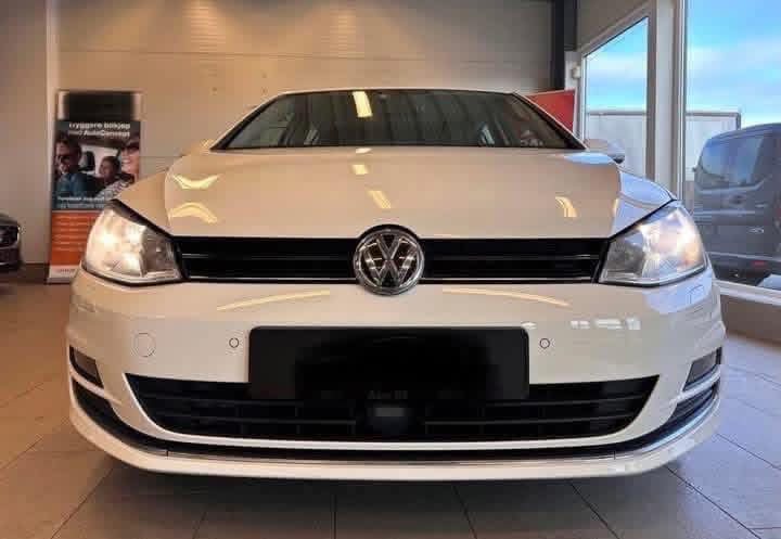 Volkswagen Golf 1.6 TDI Highline, photo 2