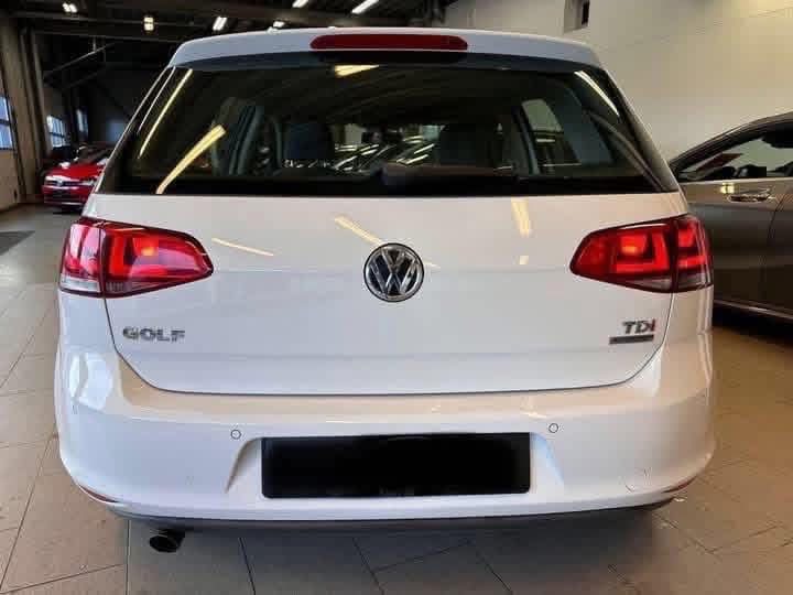 Volkswagen Golf 1.6 TDI Highline, photo 6