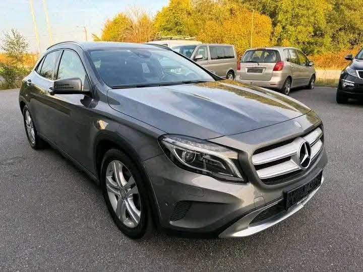 Mercedes-Benz GLA 220 CDI 4MATIC, photo 2