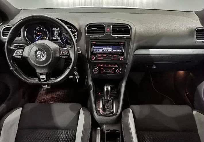 Volkswagen Golf VI R 2.0 TSI 4Motion, photo 8