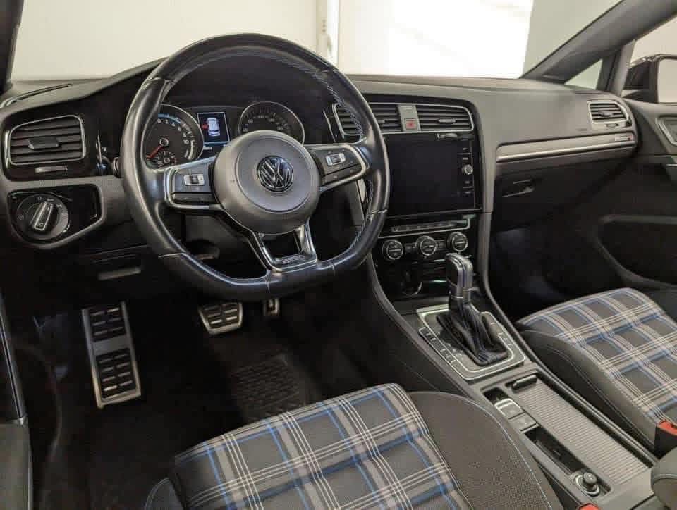 Volkswagen Golf GTE, photo 7