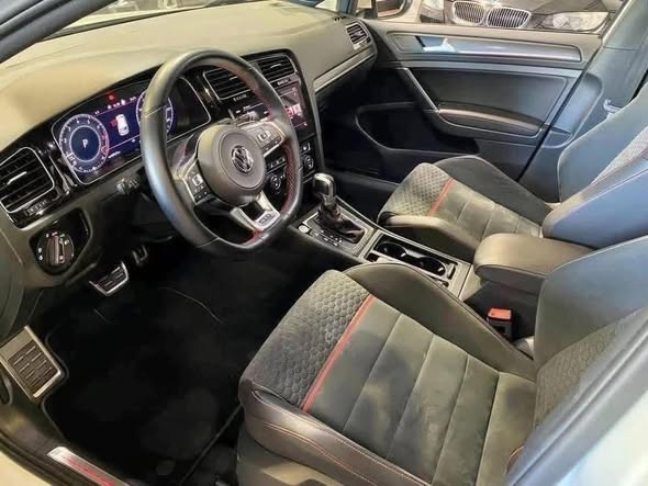 Habitacle et sièges de la Volkswagen Golf 7 GTI