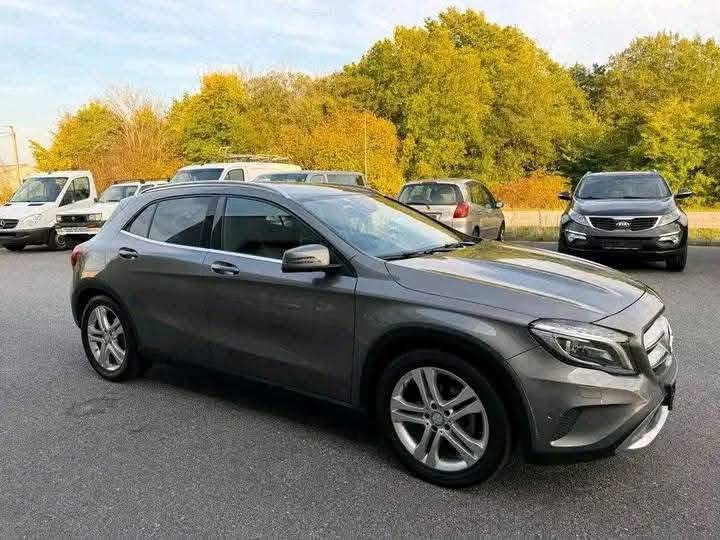 Mercedes-Benz GLA 220 CDI 4MATIC, photo 4
