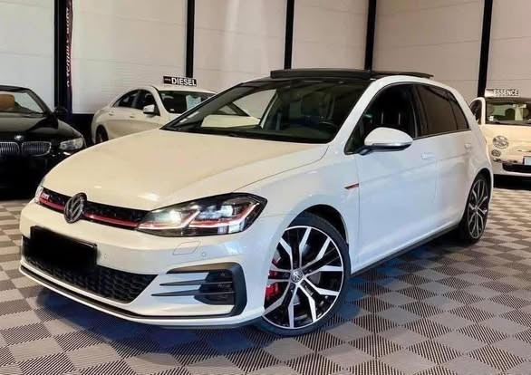 Volkswagen Golf 7 GTI blanche, vue avant